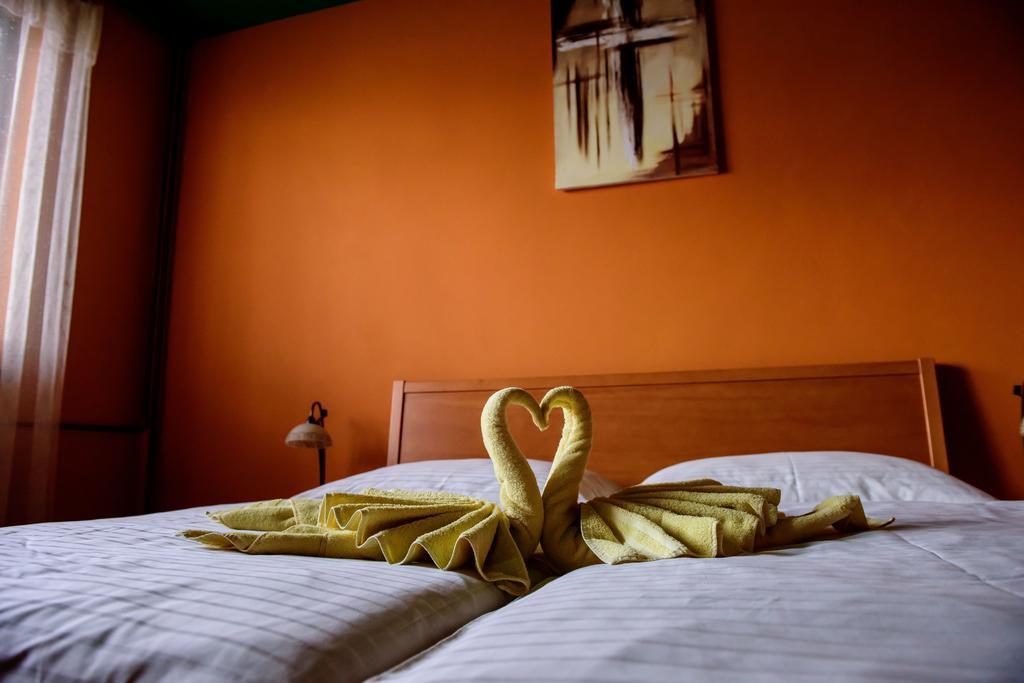 Hotel Slnecny Dvor Michalovce Pokój zdjęcie