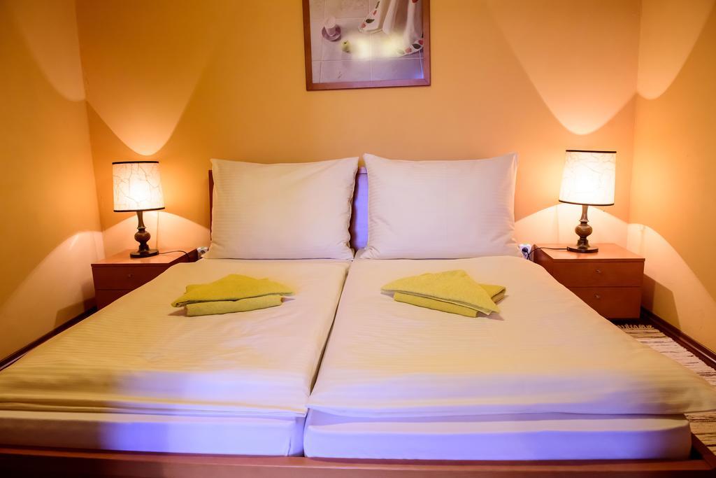 Hotel Slnecny Dvor Michalovce Pokój zdjęcie