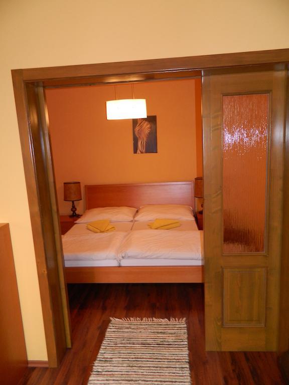 Hotel Slnecny Dvor Michalovce Pokój zdjęcie